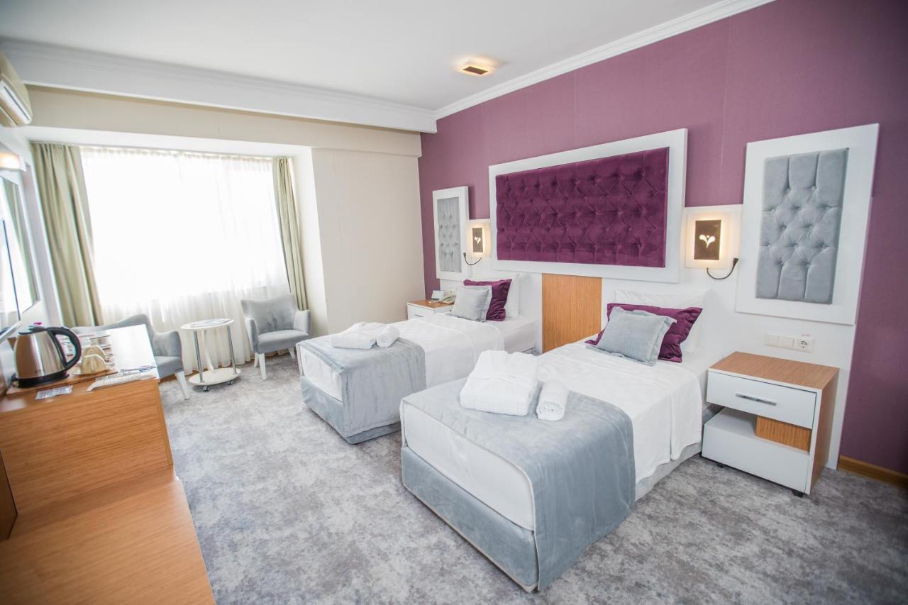 Double or Twin Room,1111115457:JPEG