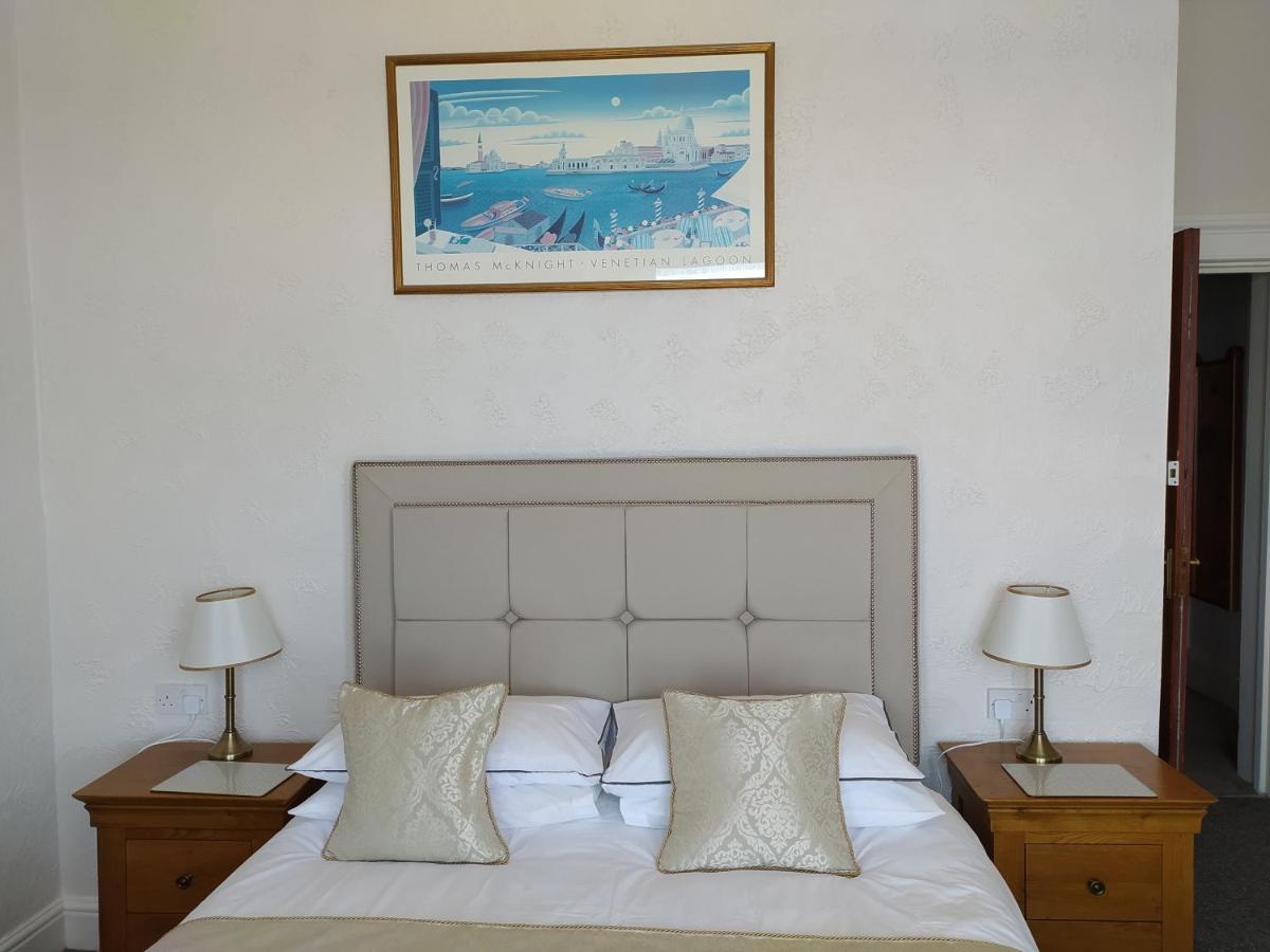 Deluxe Double Room with Sea View,1117257726:JPEG