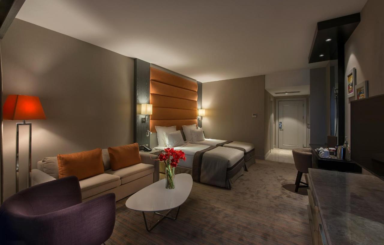 Standard King Room
