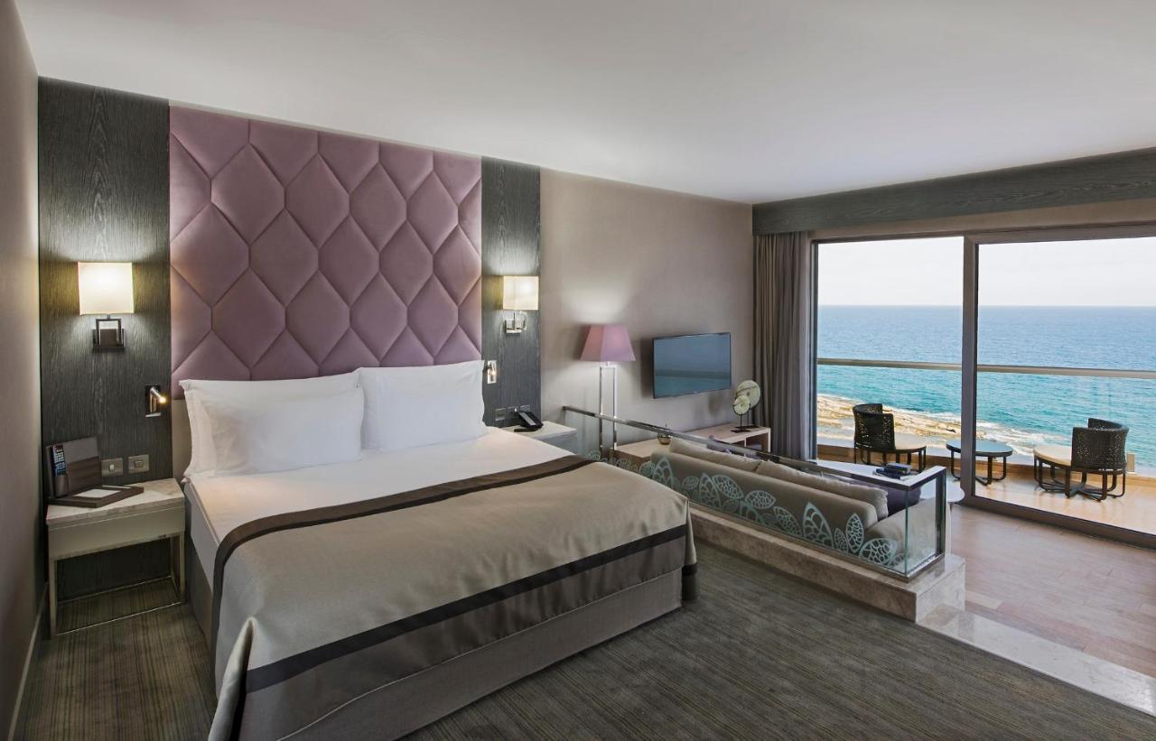 Deluxe King Room with Sea View,1138091080:JPEG