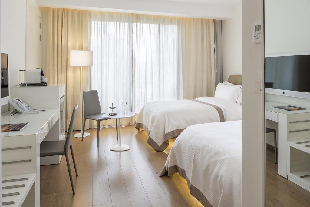 Deluxe Room Window