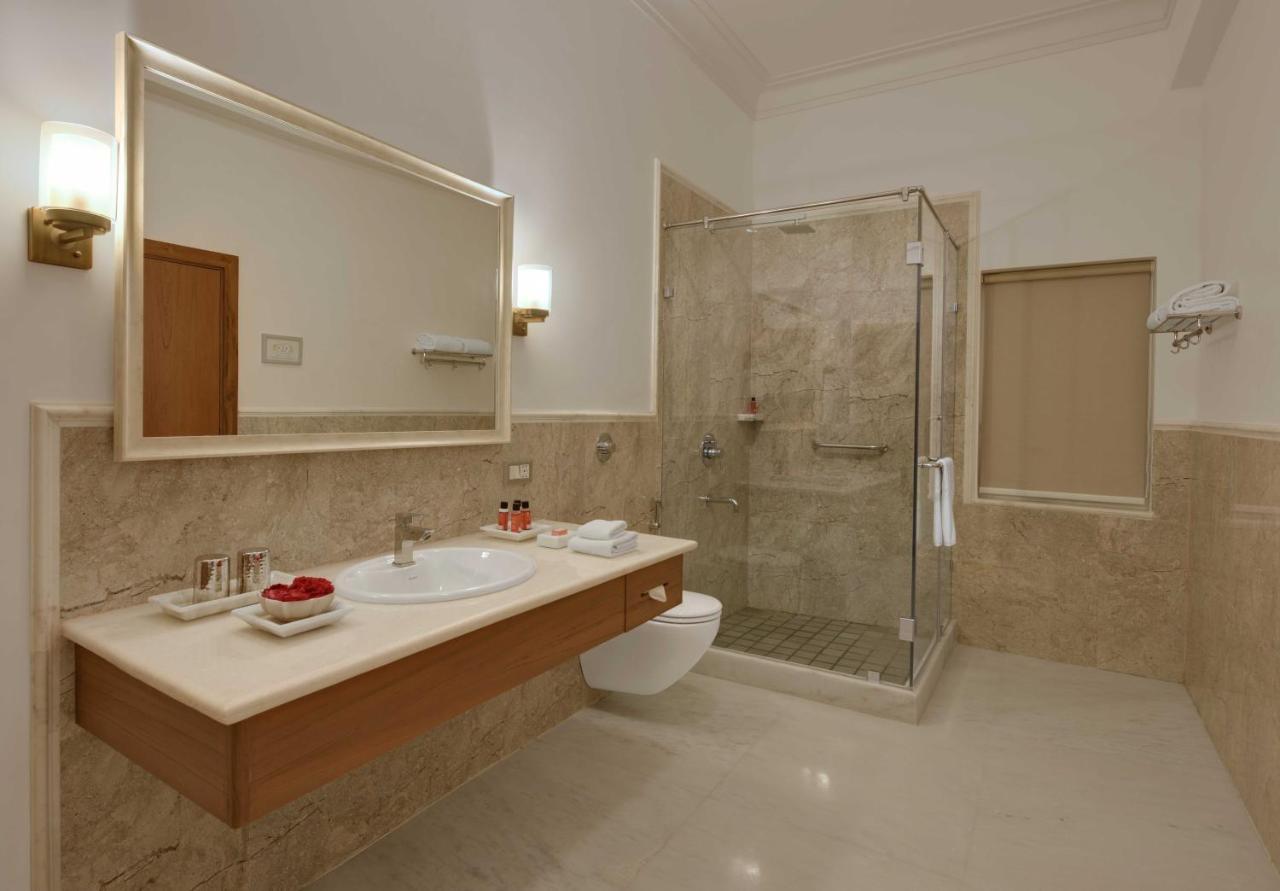 Plunge Pool Suite: Complimentary Zip Lining for 15 mins, Vintage Jeep Ride, Visit to the Vintage Car Museum, Complimentary High Tea, Fruit Platter, 4 Pint Beer & Soft Beverages,1132909683:JPEG