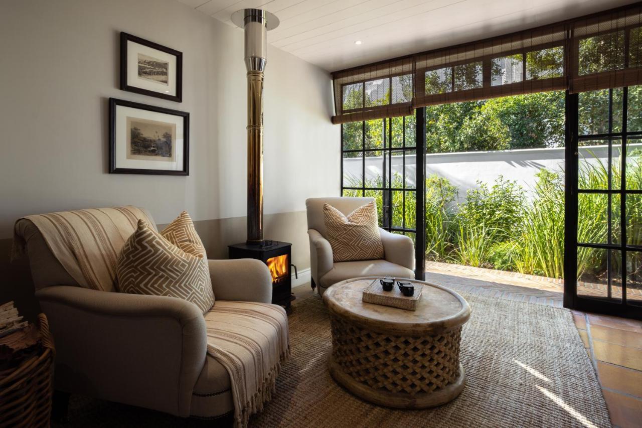 Deluxe King Suite