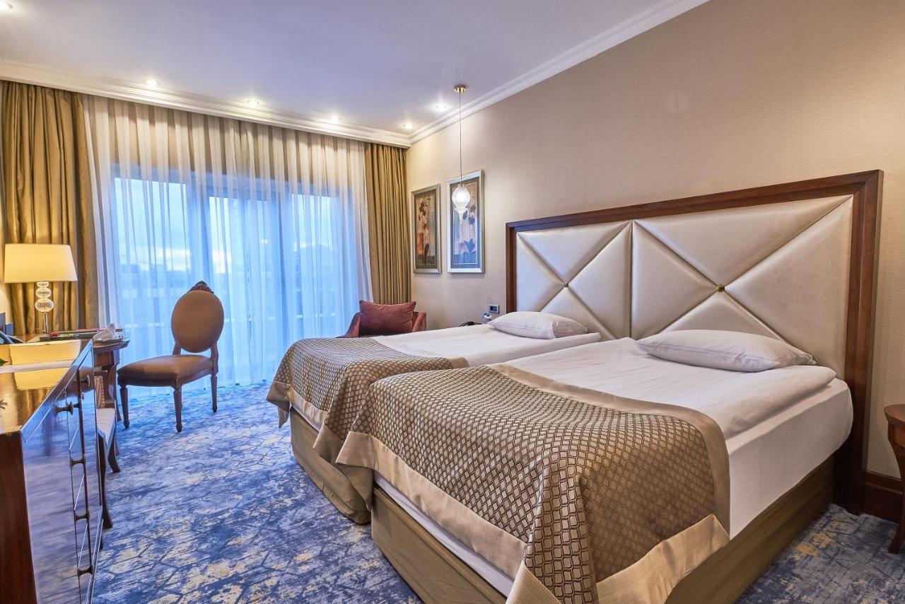 Premium Twin Room