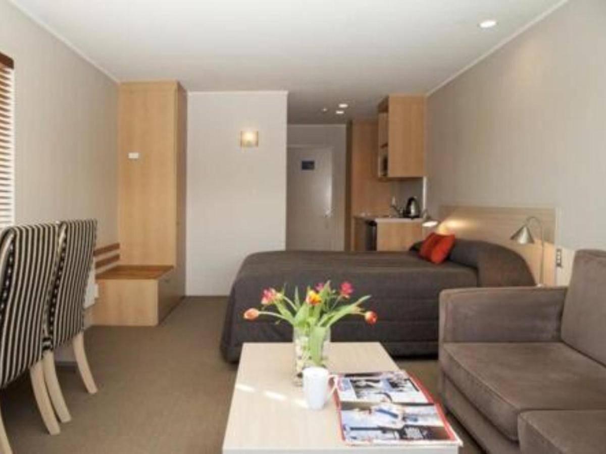 Twin Double Bed Studio