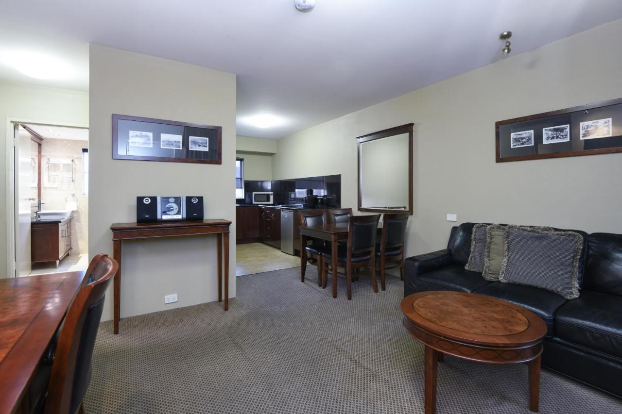 Two-Bedroom Suite,1142158909:JPEG