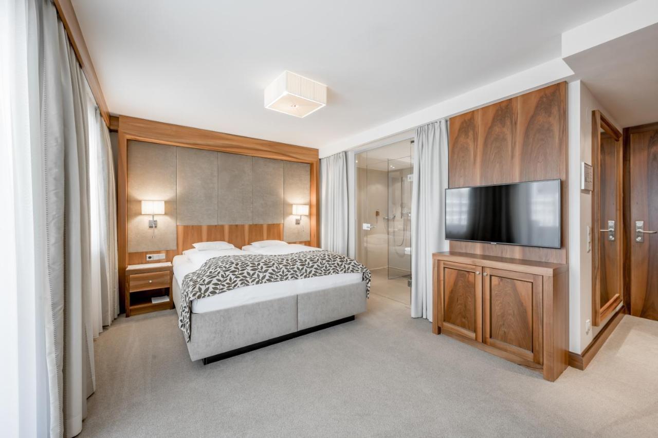 Double Room Grand Lit