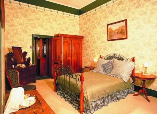Jessie Two-Bedroom Suite