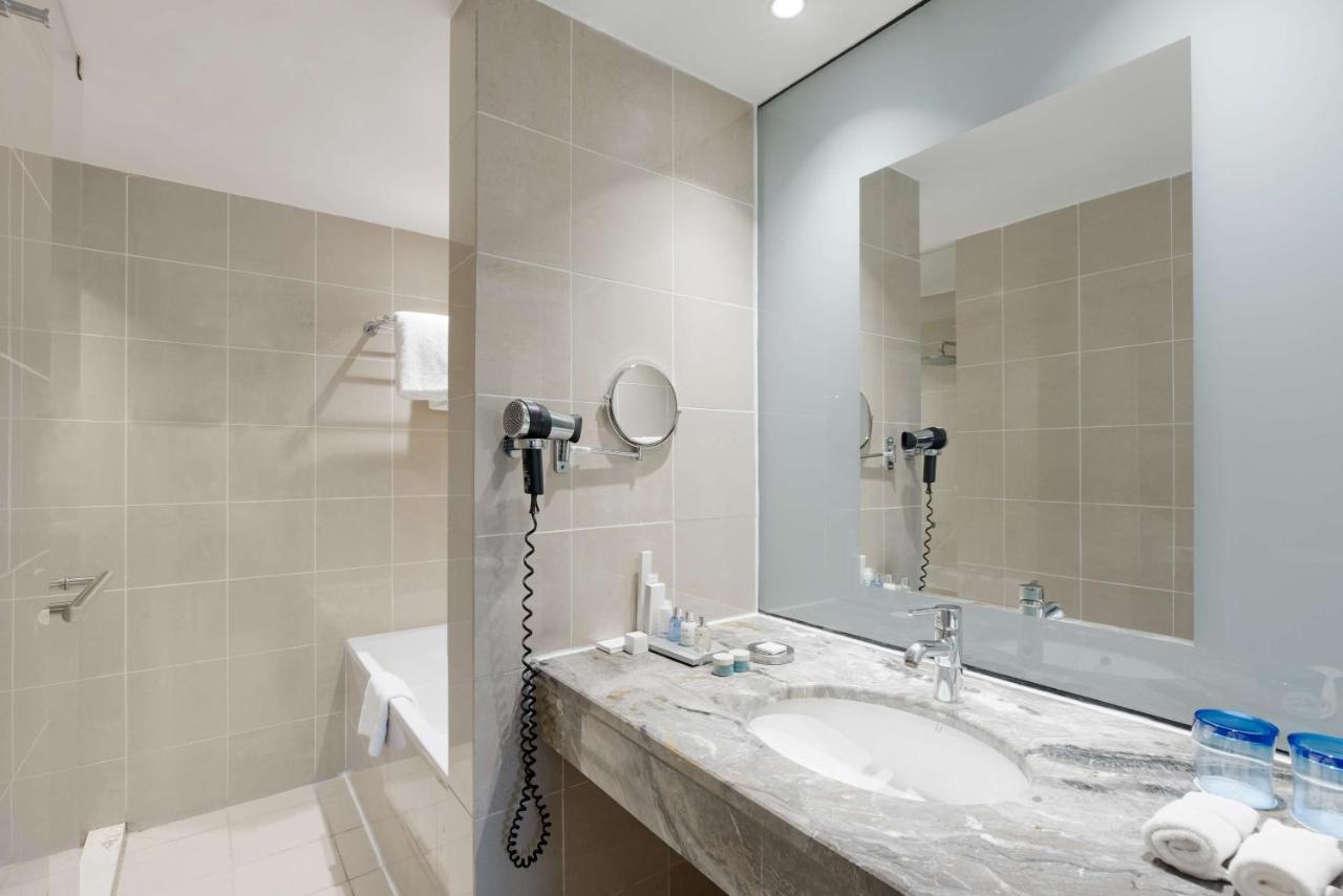 Premium Room with City View and Lounge Access