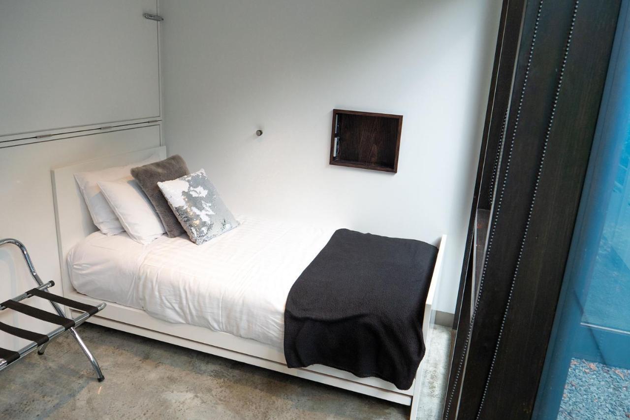 Tutor's Apartment