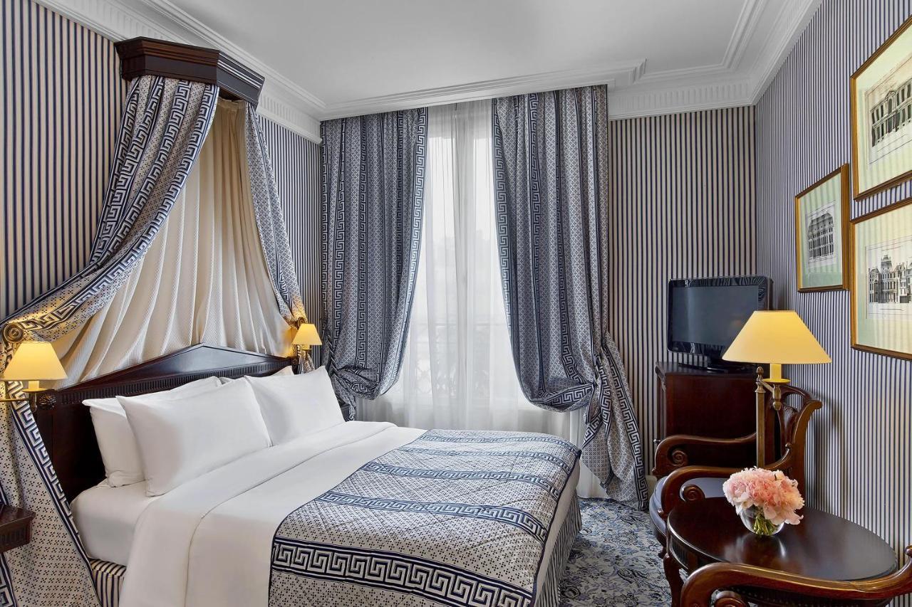 Superior Queen Room,1406790203:JPEG