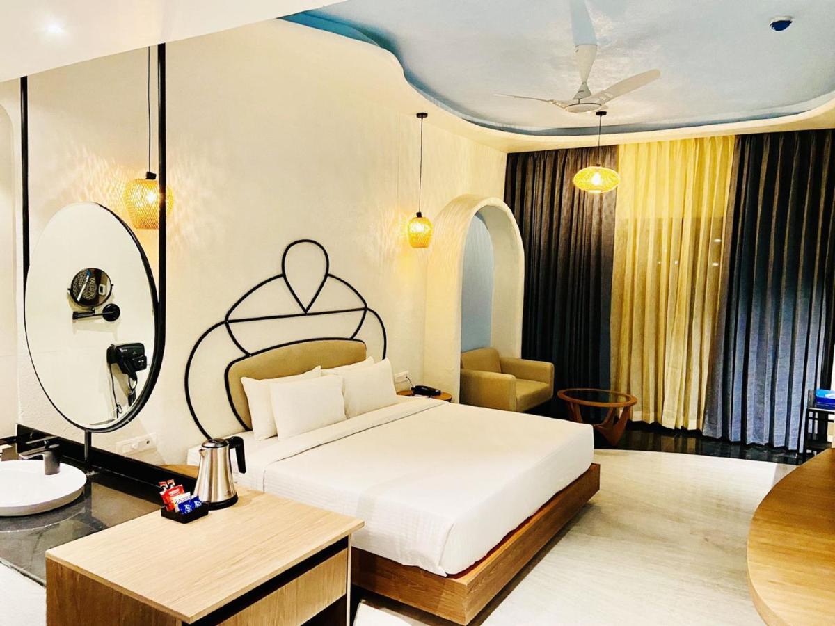 Premium King Room with Balcony