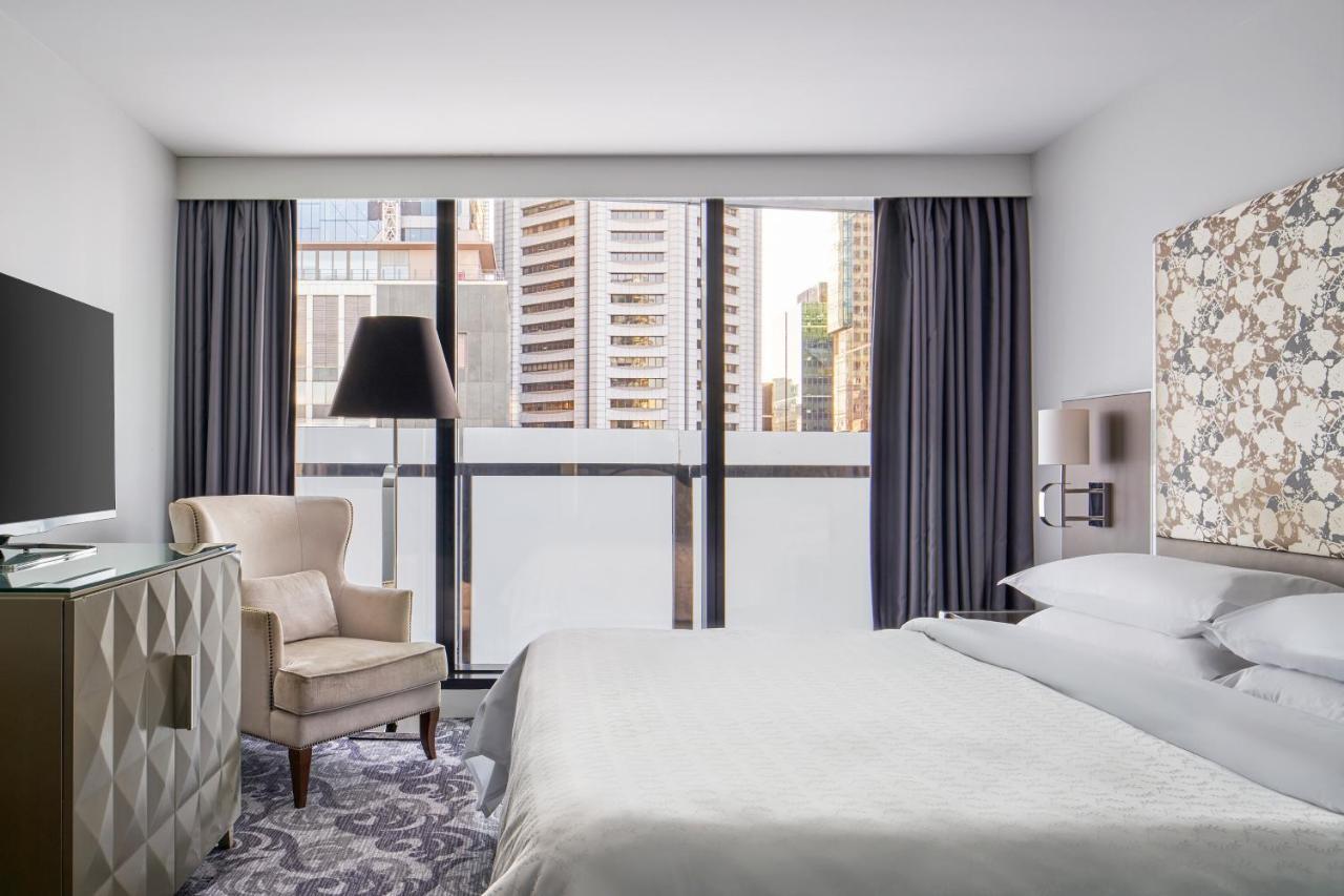 Deluxe Larger King Room with City View,1164032802:JPEG
