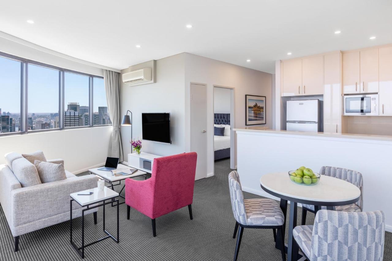 One-Bedroom Altitude Suite