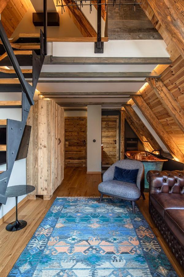 Superior King Suite