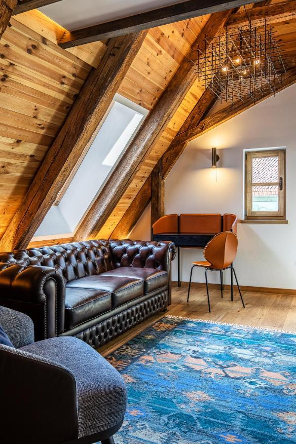Superior King Suite