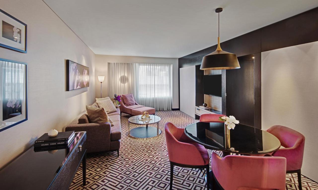 Premium King Suite,1219827718:JPEG