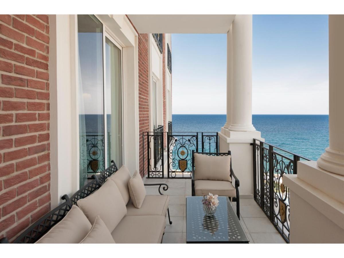King Suite Sea View