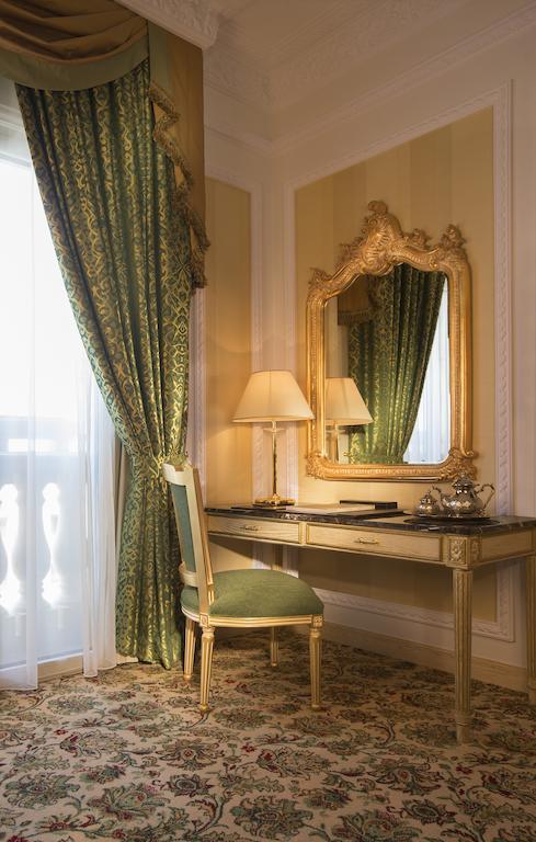 King Guest Room,1277255182:JPEG