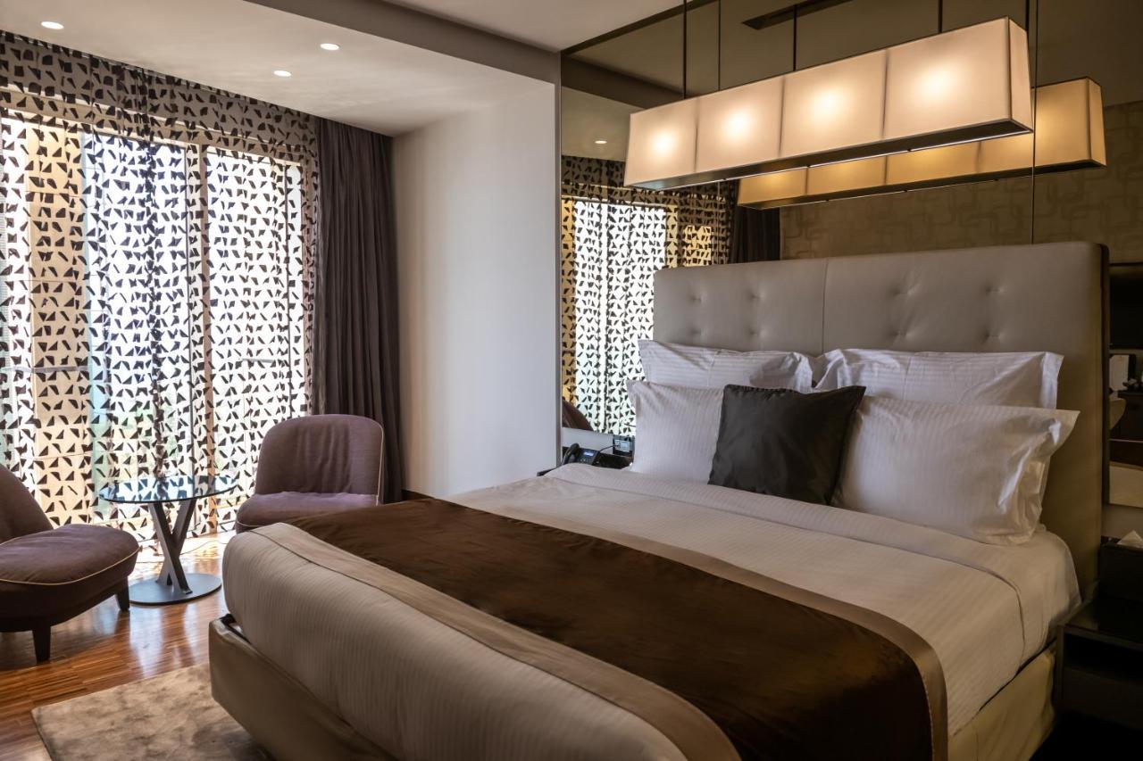 Junior Plaza Sea View Suite