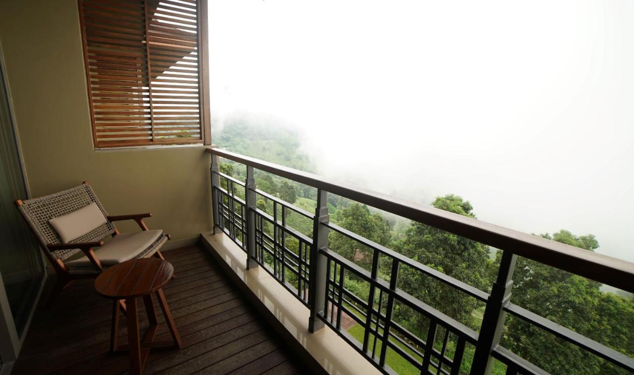 Luxury King Bed Valley View Room Balcony