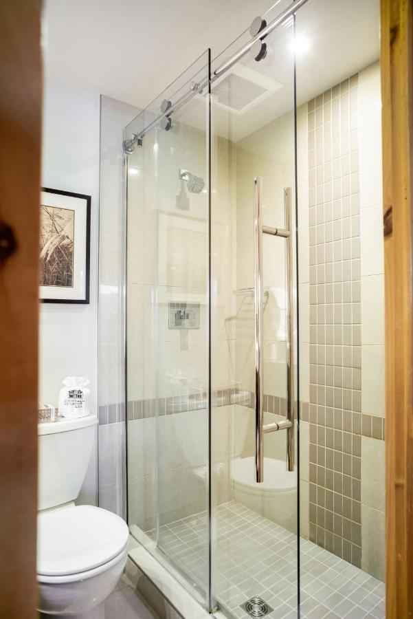 Classic Room with Lake View,1245514735:JPEG