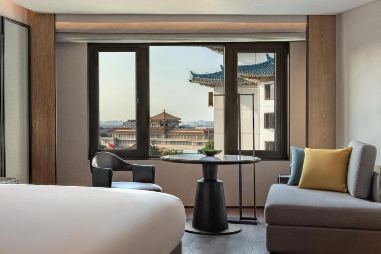City View King Room