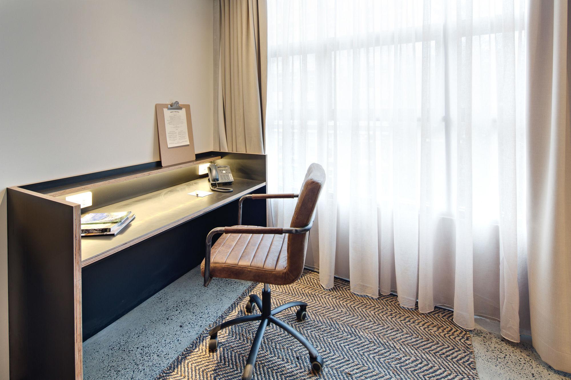 Luxury Suite