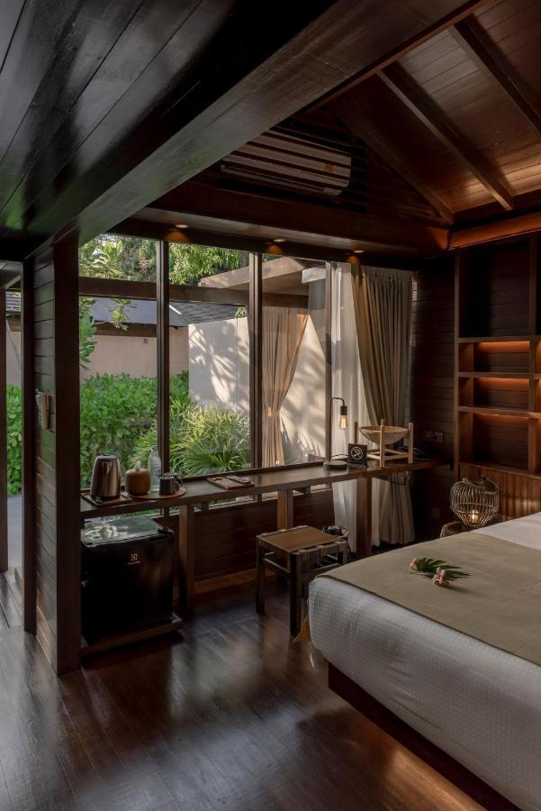 Deluxe Room Pool View
