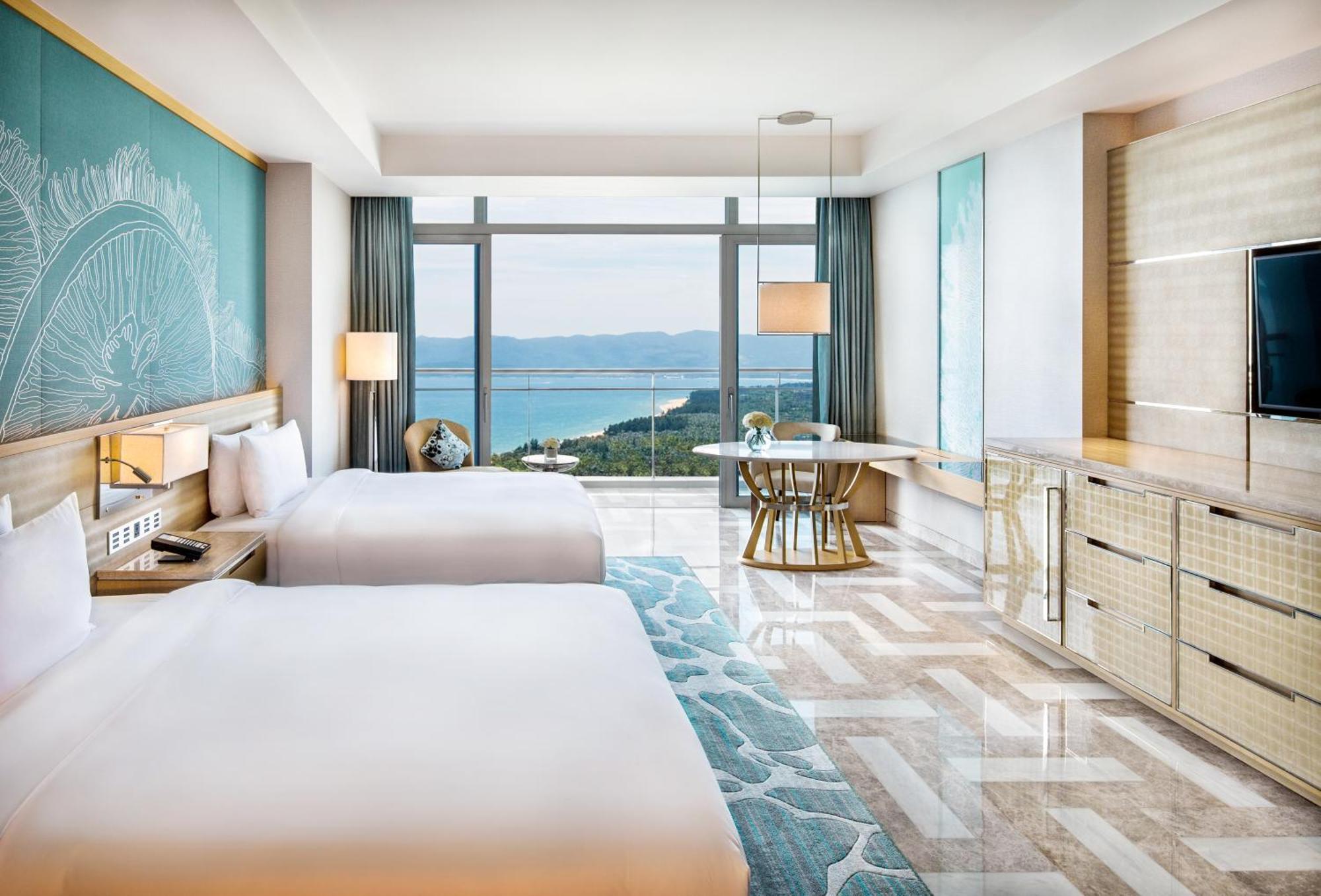 Deluxe Ocean View Queen RoomUnlimited entry to the Water park & Lost Chambers during the