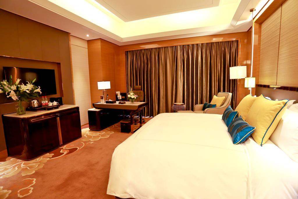 Executive King Room