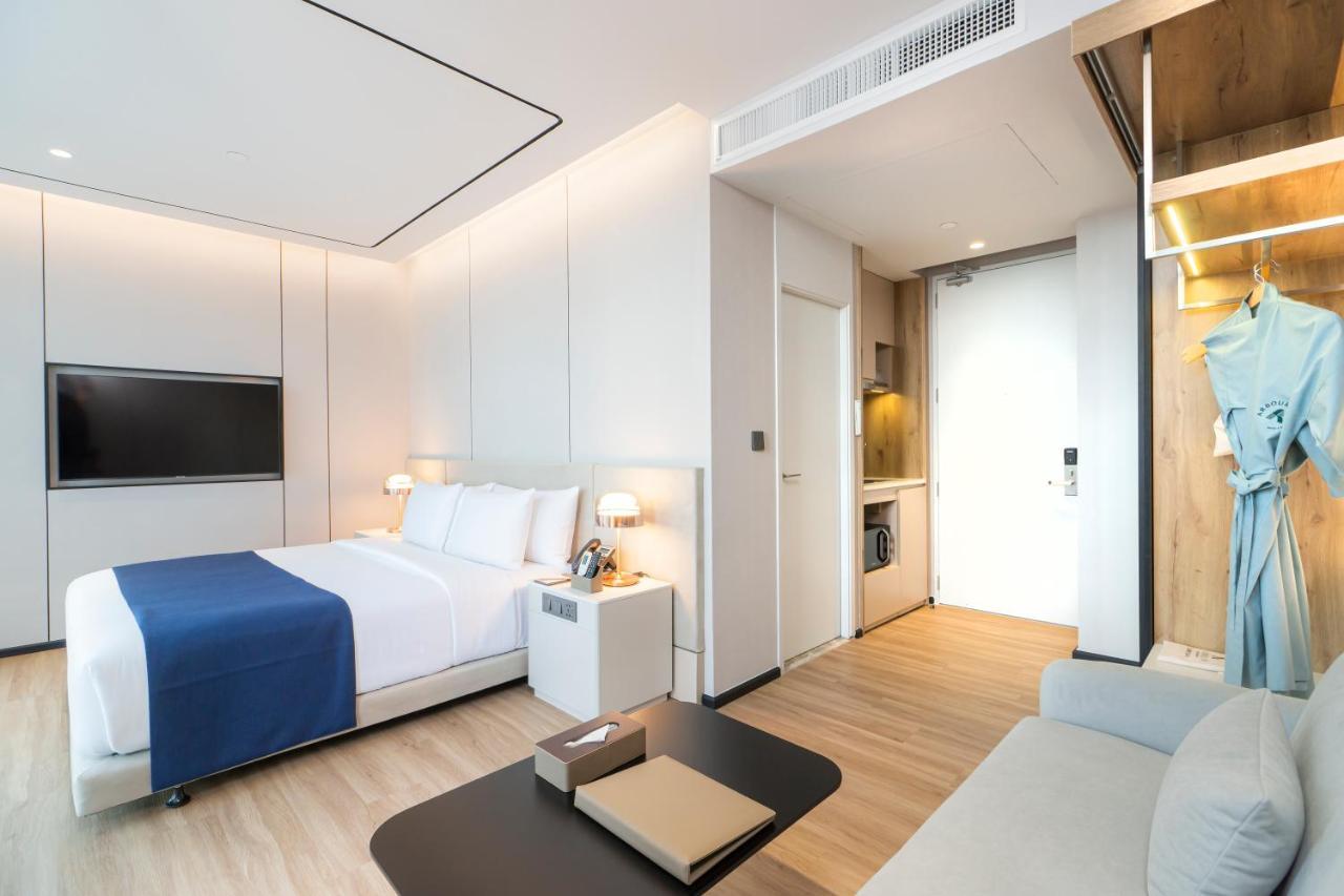 Premier Double Room High Floor City view