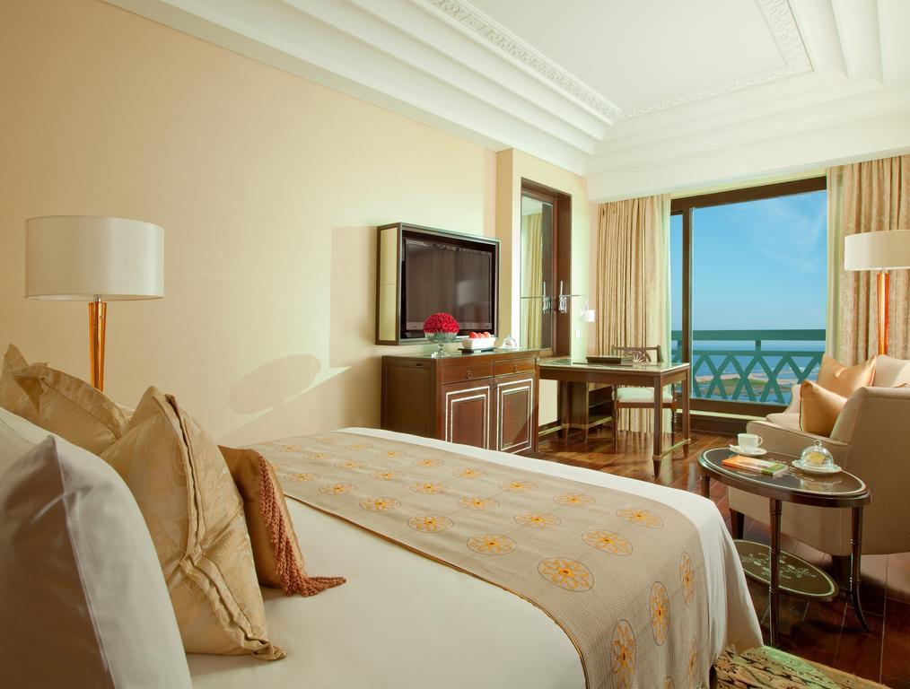 Deluxe Double or Twin Room with Sea View