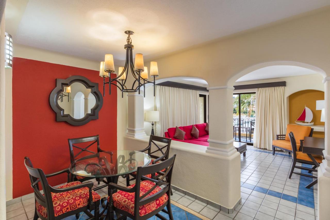 Nautical One Bedroom Suite