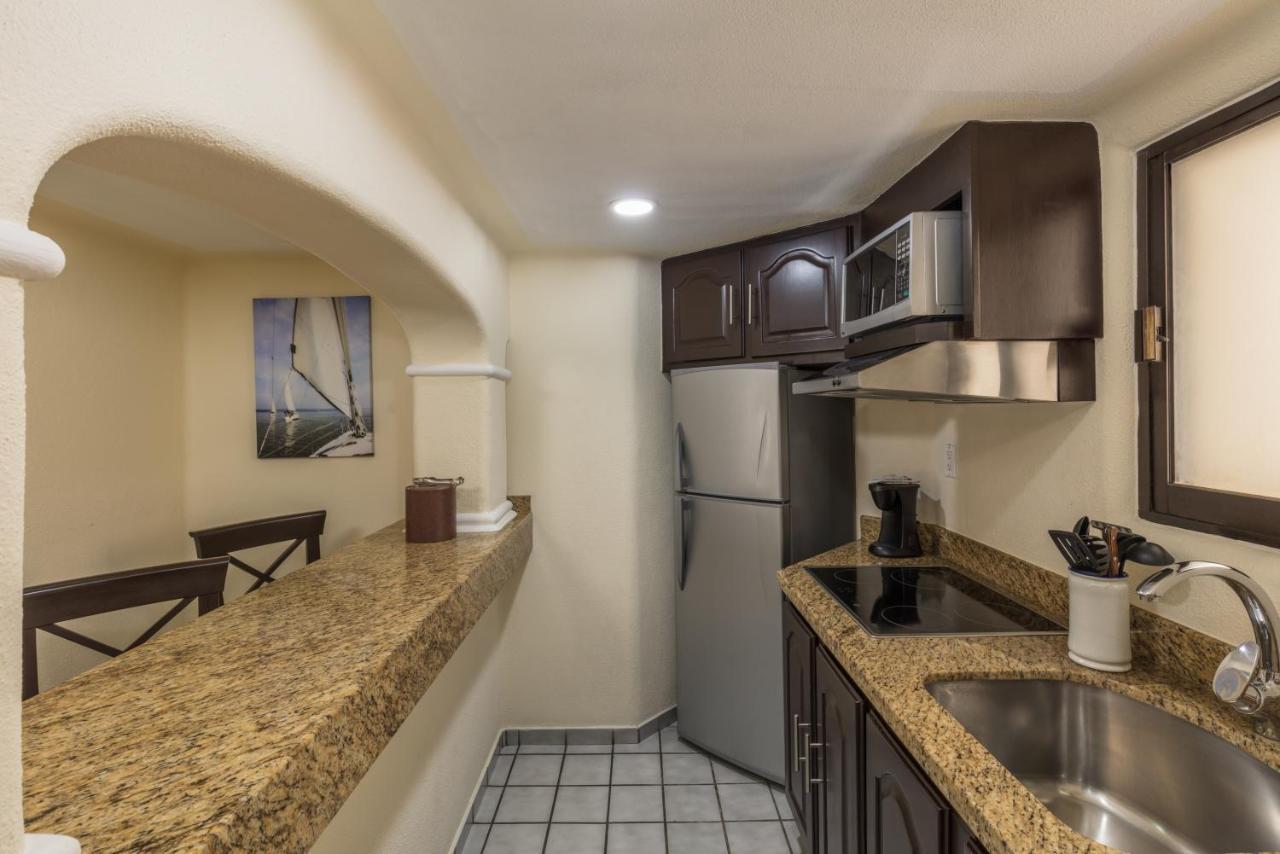 Nautical One Bedroom Suite