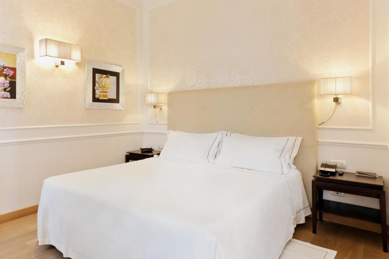 Classic Room,1765215832:JPEG