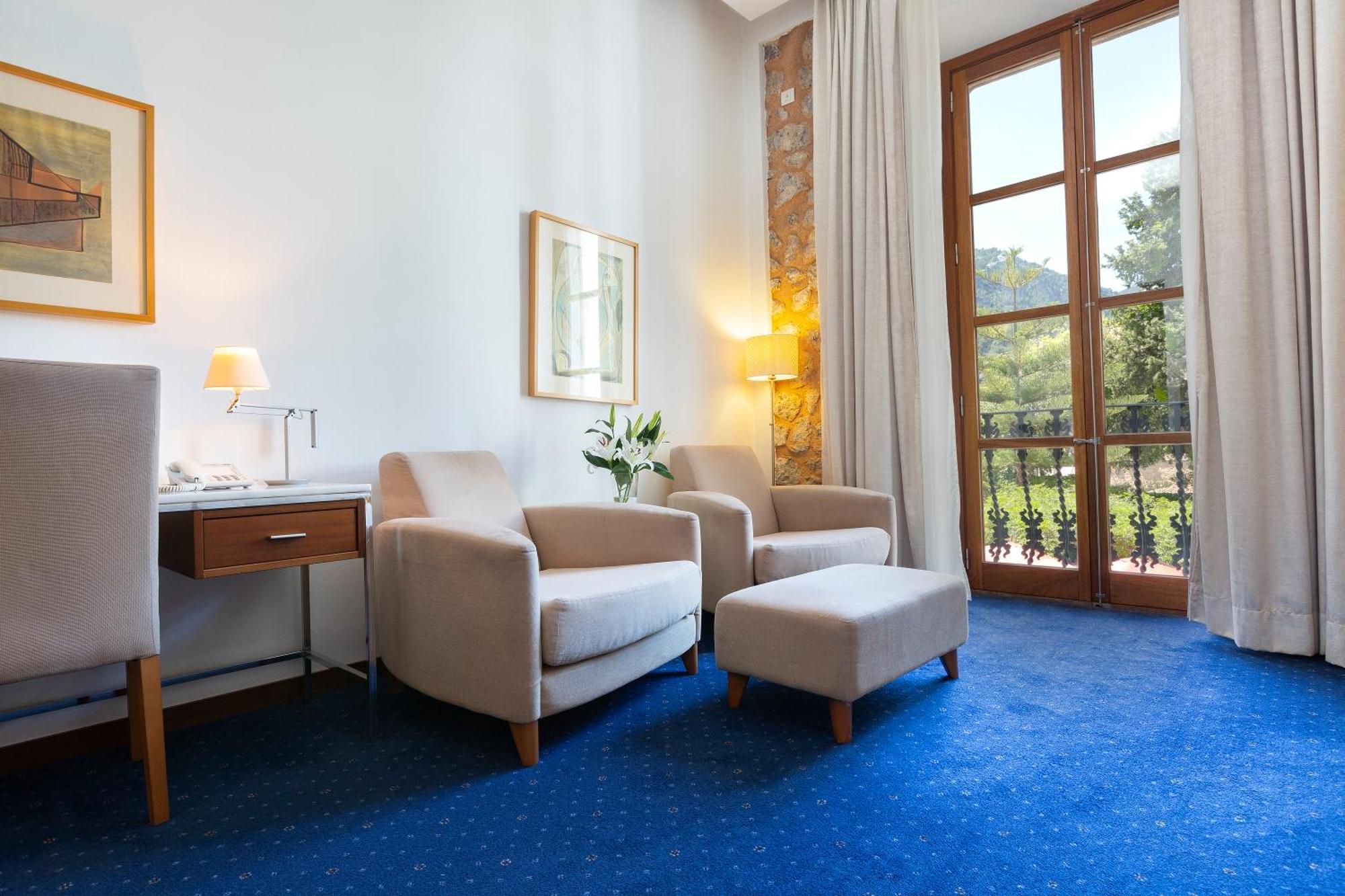 Premium Quadruple Room,1472161942:JPEG