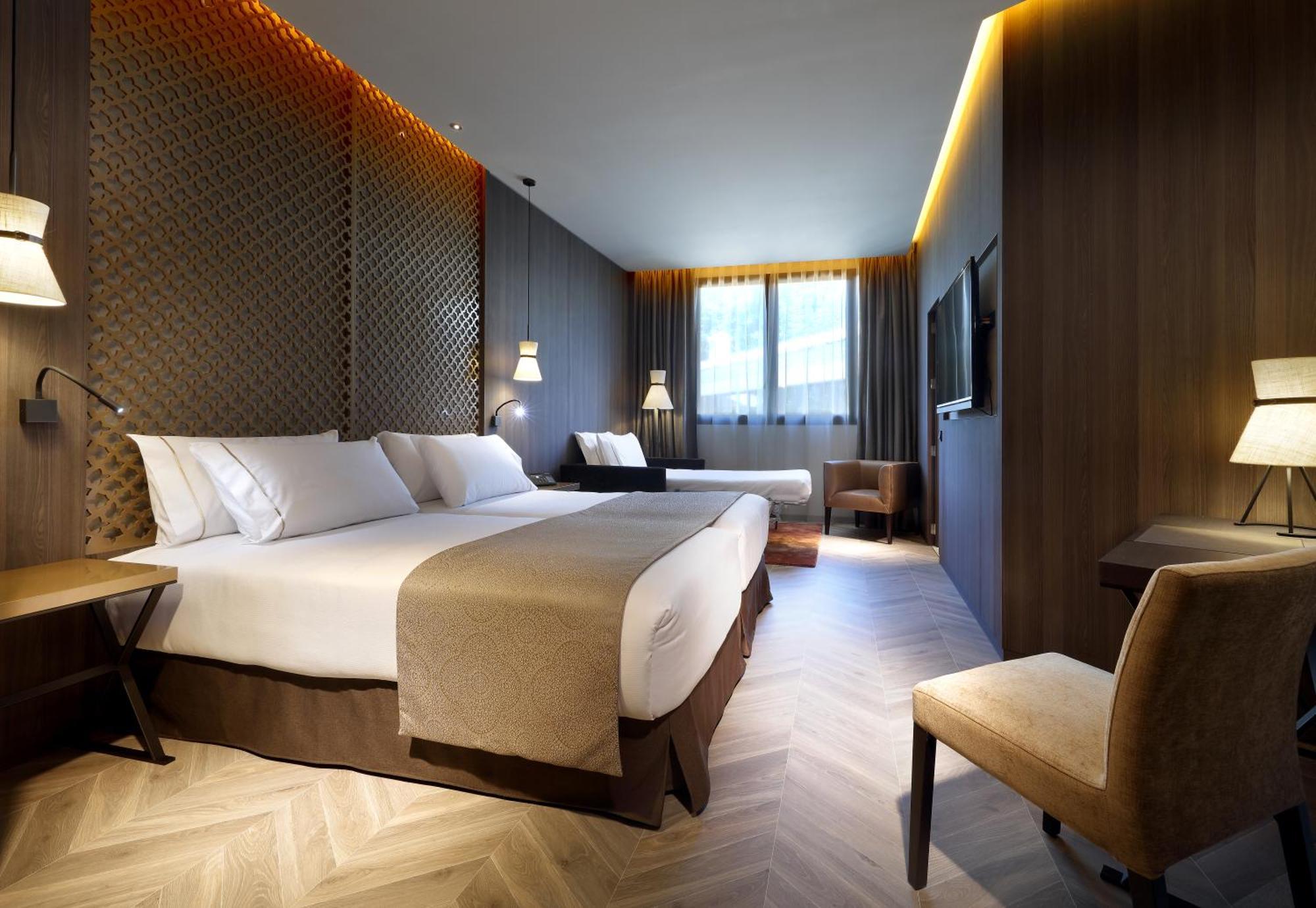 Deluxe Double or Twin Room,1431895966:JPEG