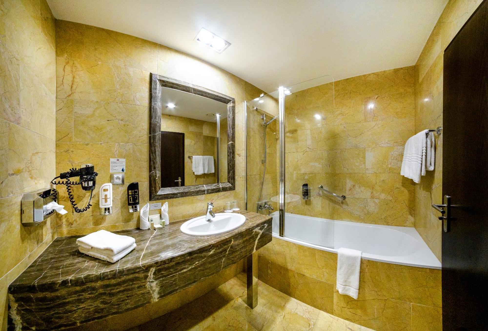 Classic Double or Twin Room