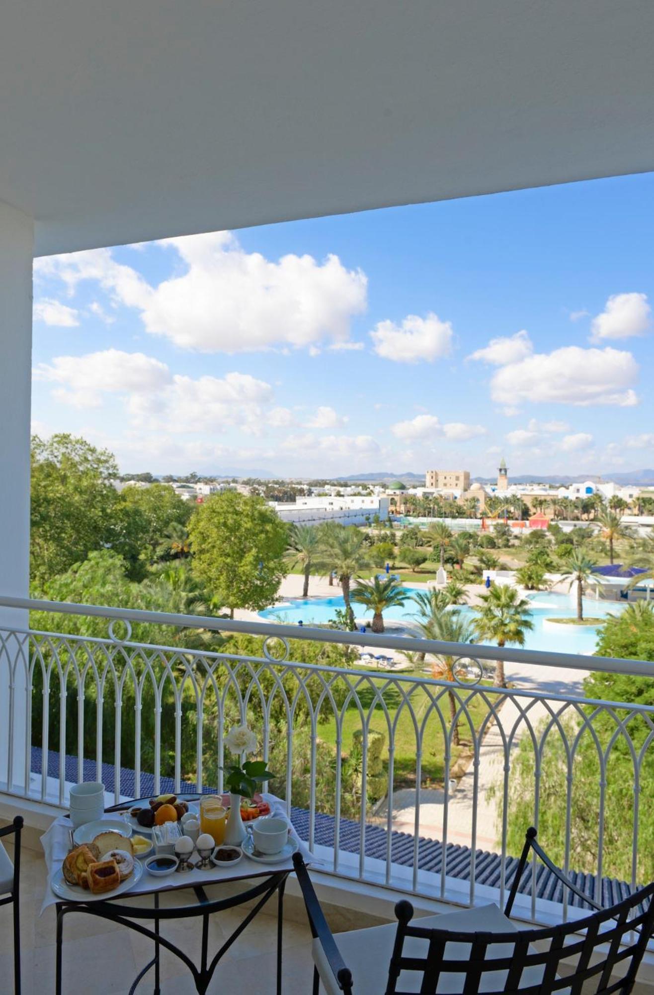 Double Room Pool View