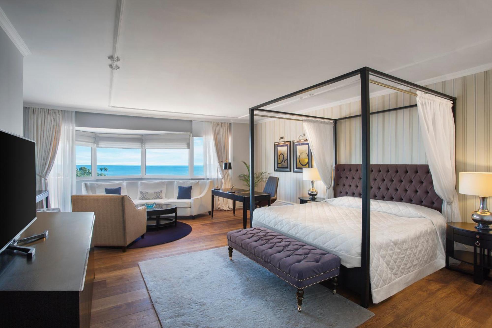 King Suite,1209978256:JPEG