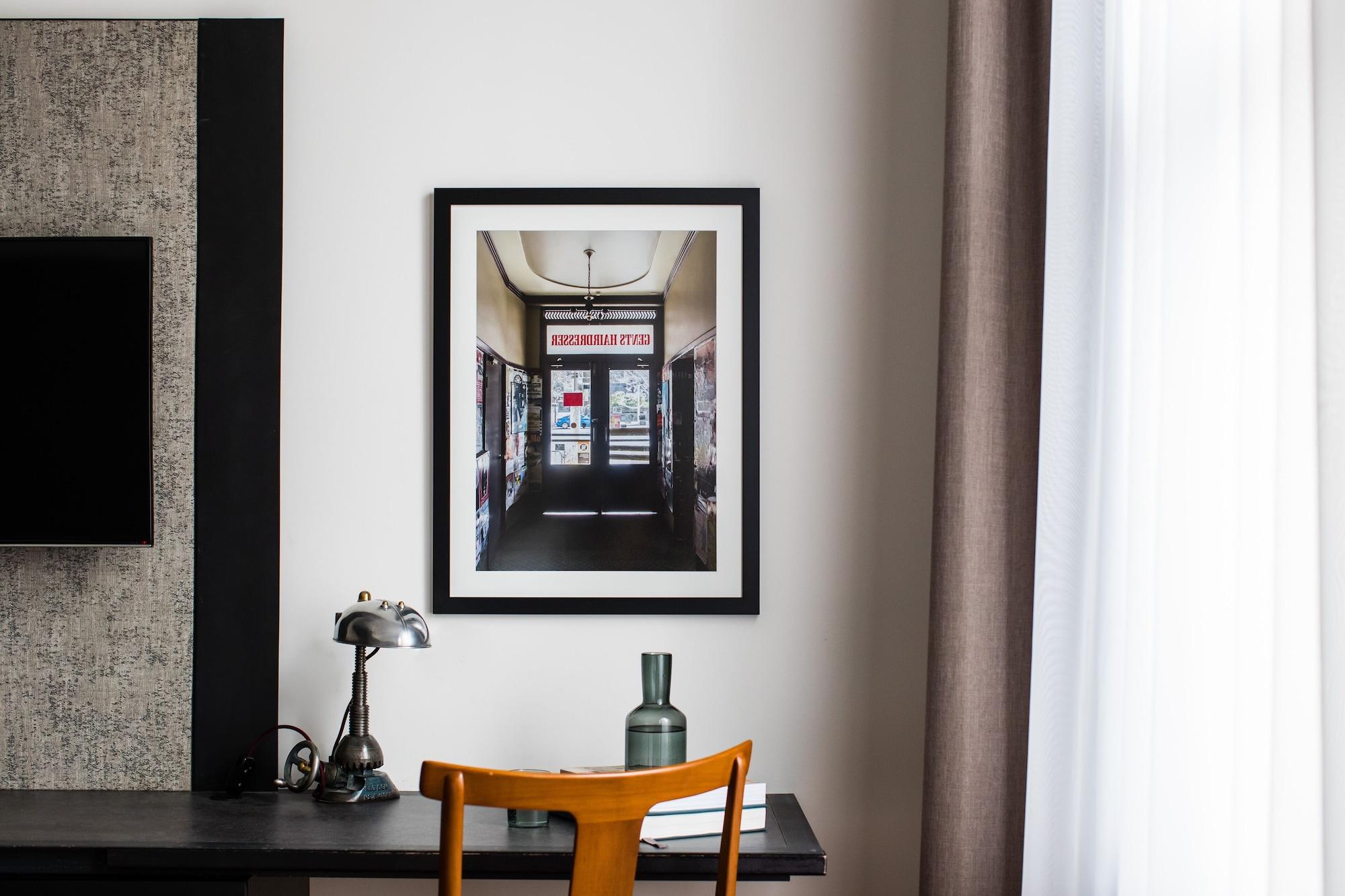 King Room Connell