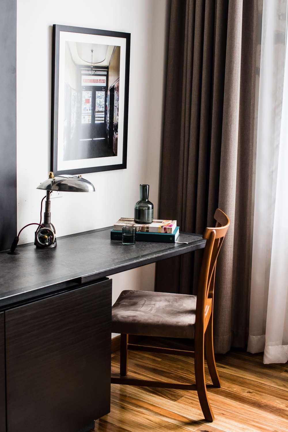 King Room Connell