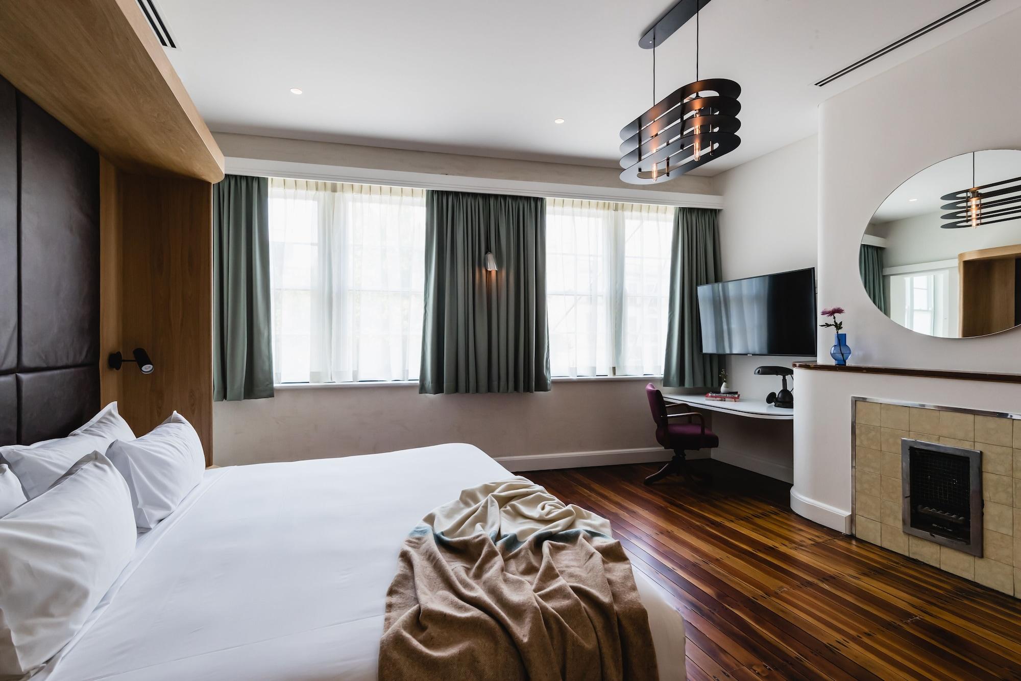 King Room Abercrombie