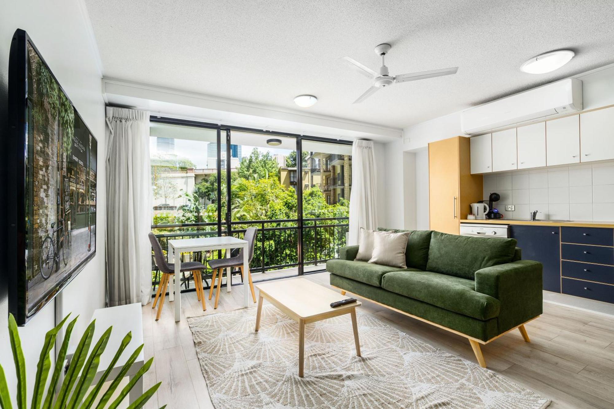 Studio Apartment