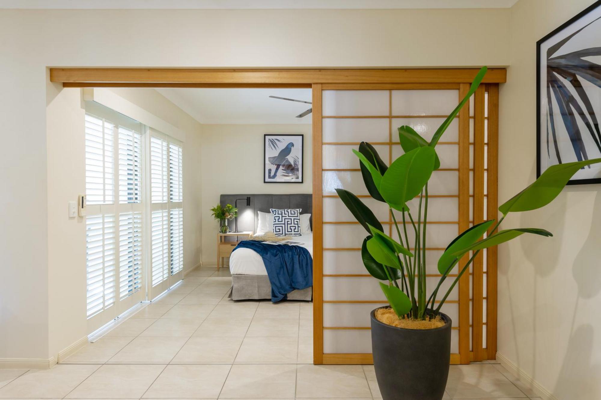 One-Bedroom Apartment Pool View