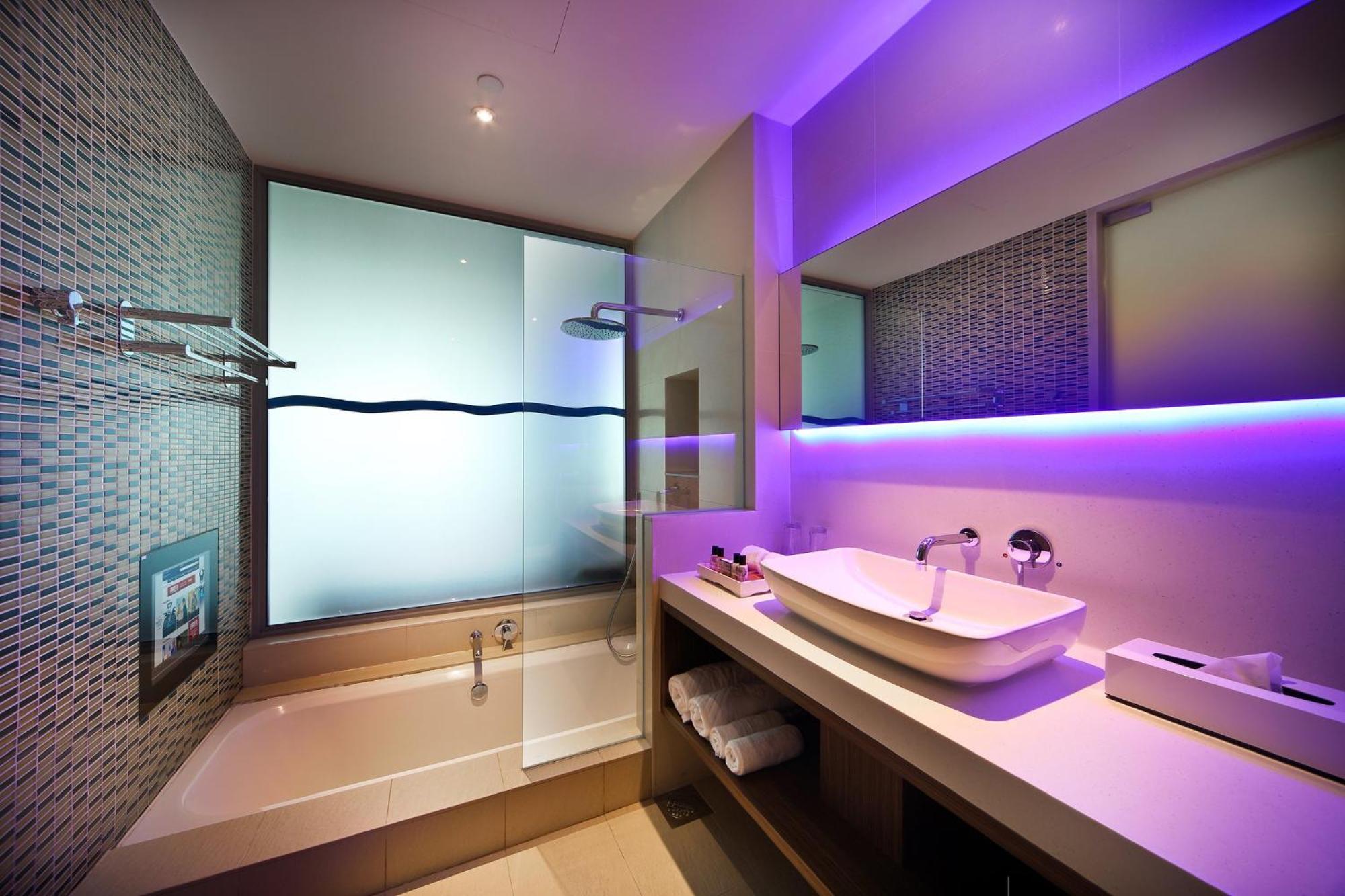 Double or Twin Room Marina View