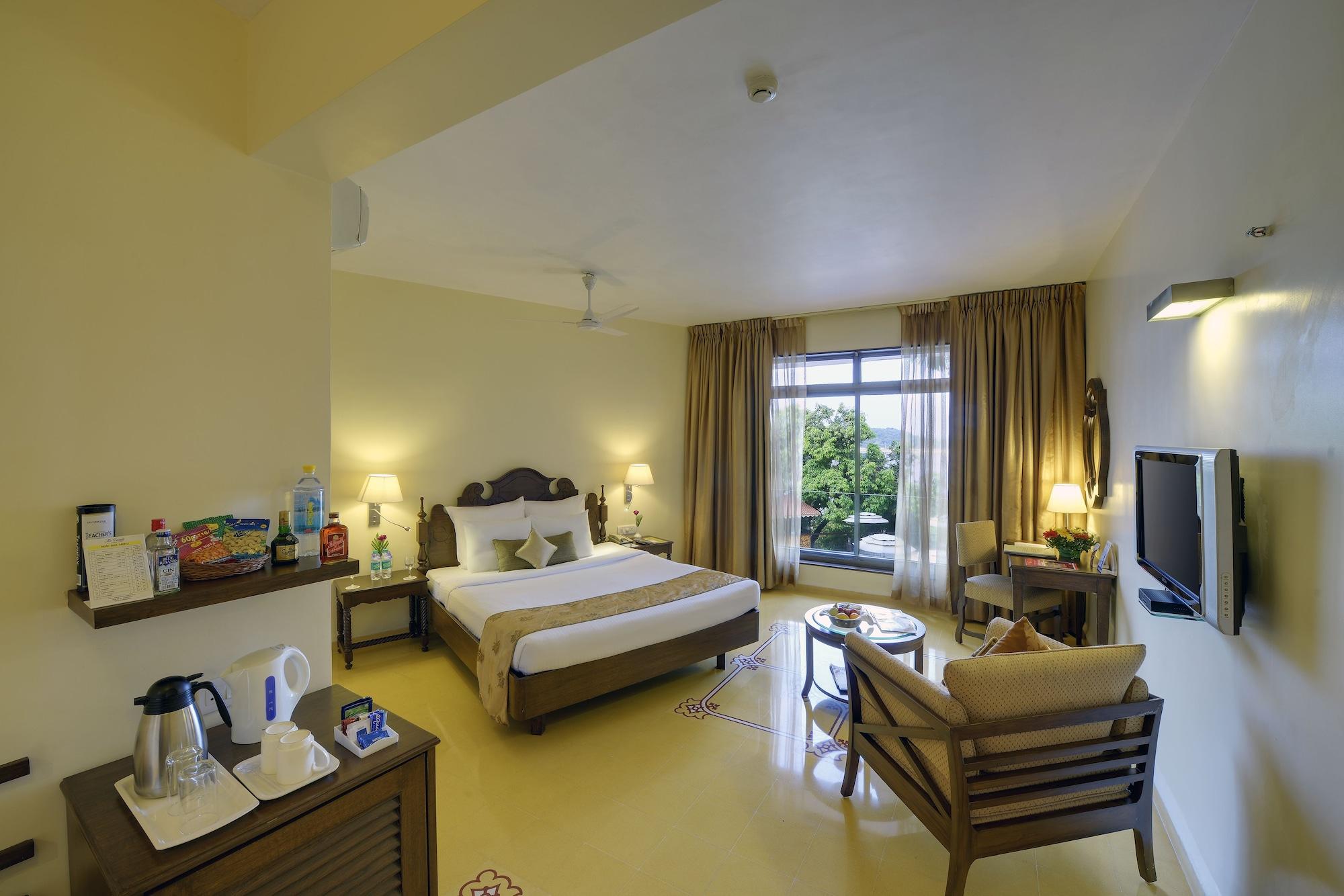 Superior Double or Twin Room River View