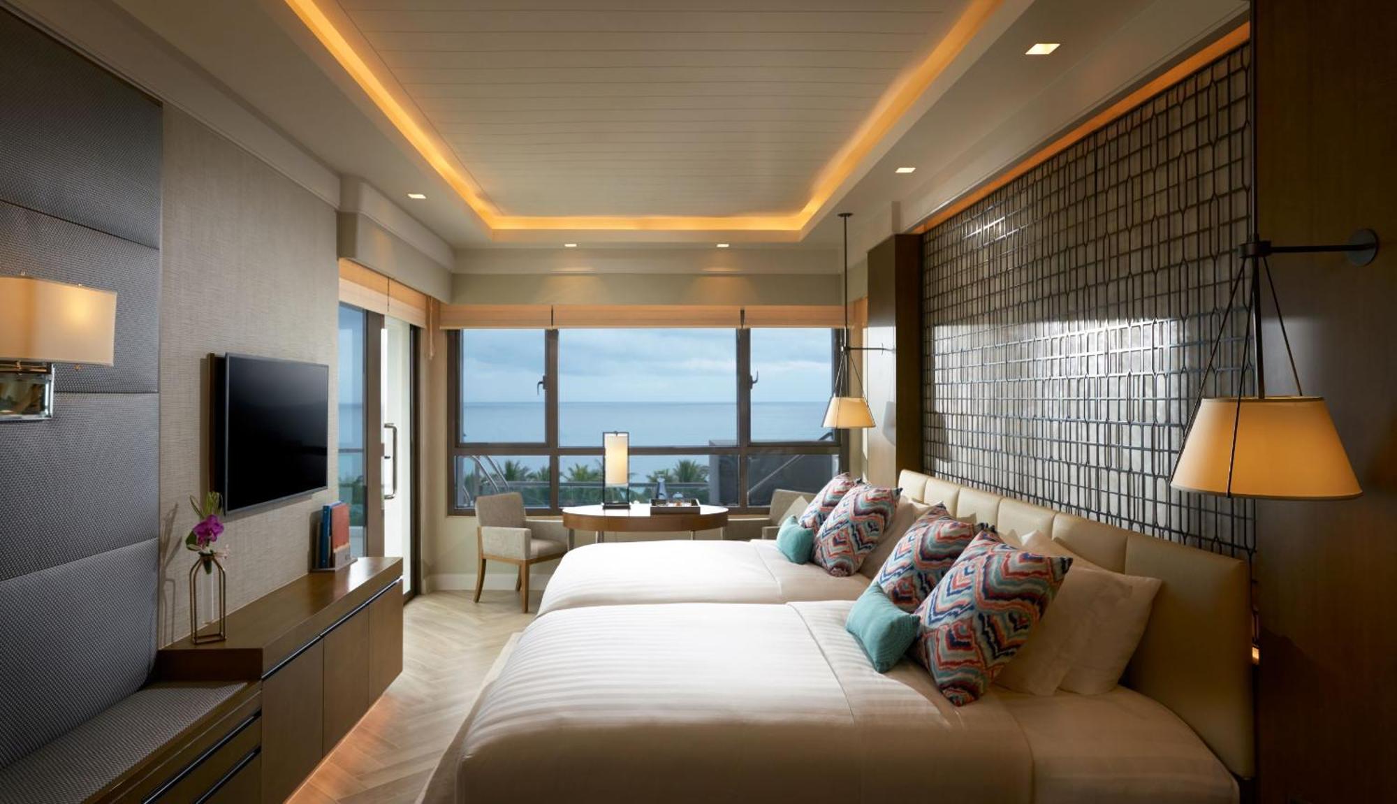 Signature One-Bedroom Suite Roundtrip Caticlan Airport Transfers,1213678765:JPEG