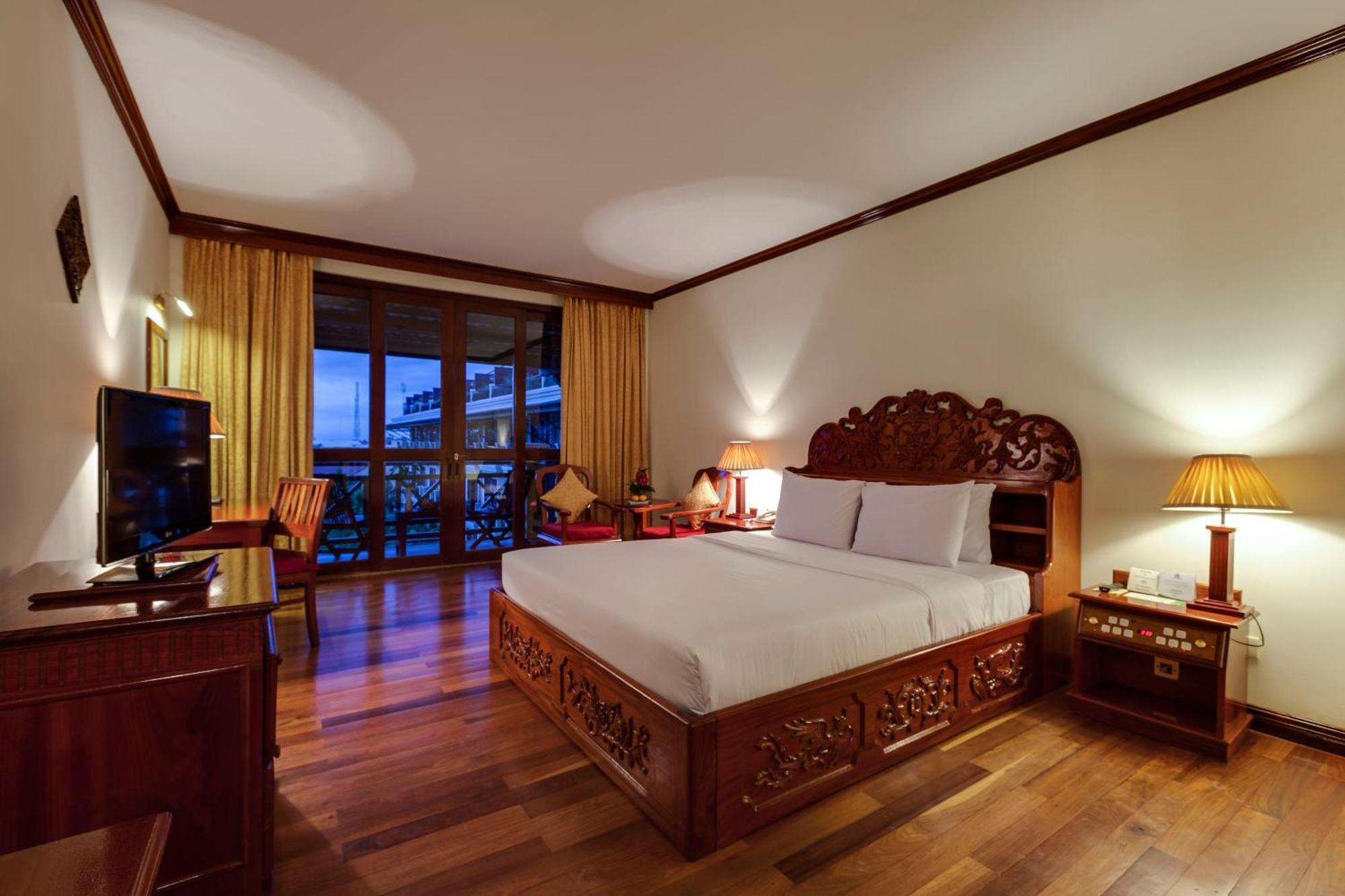 Deluxe Double Room with Balcony